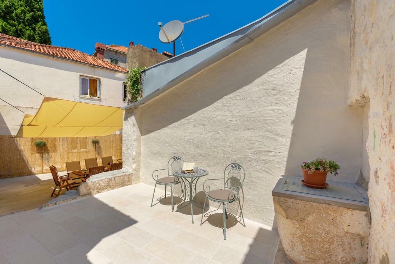 Vila Hedera Estate, Hedera Iv