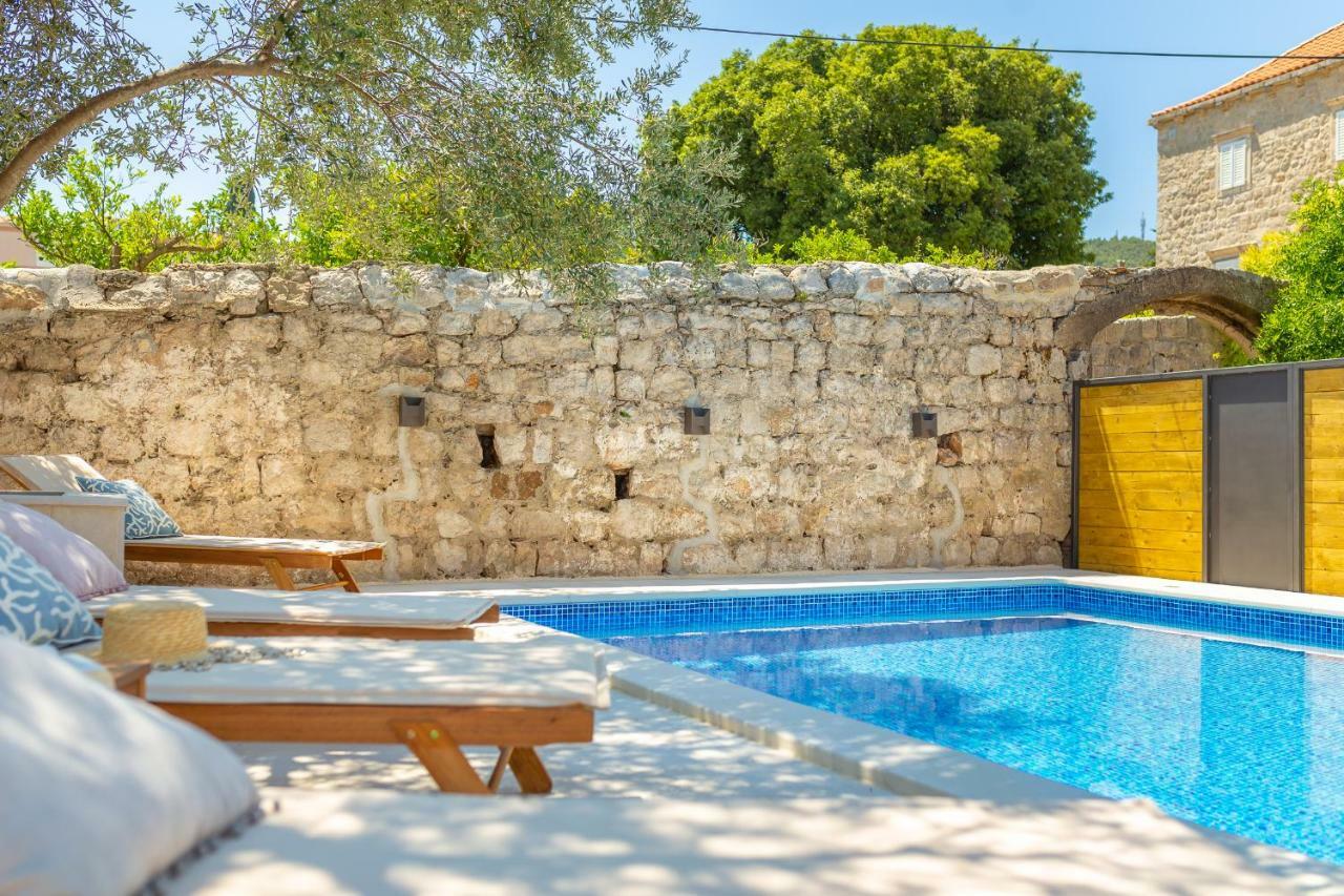 Willa Hedera Estate, Hedera Iv *