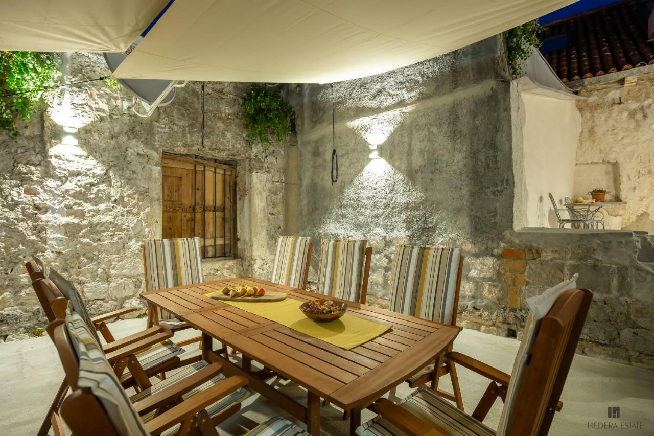 Hedera Estate, Hedera Iv Vila